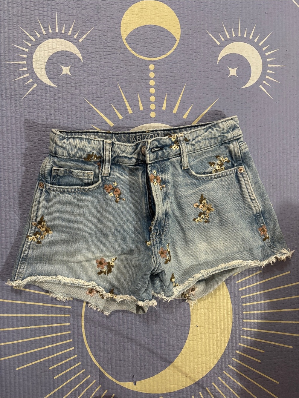 Arizona Jean Company Light Blue Denim High-Waist Floral Shorts